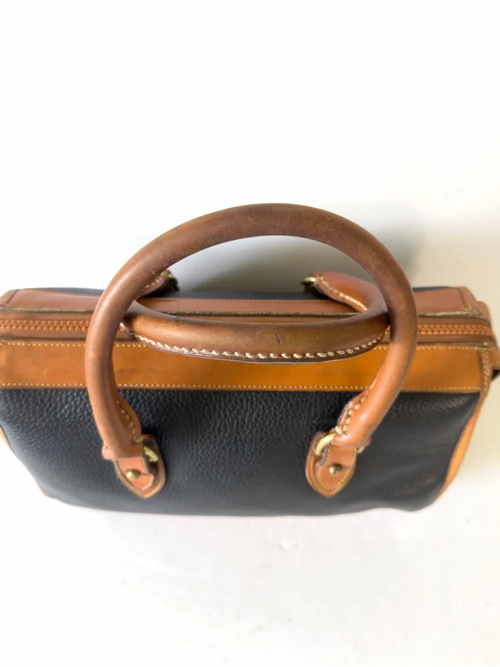 Vintage Dooney & Bourke Classic Black and Tan Leather Satchel Double Handle Zip
